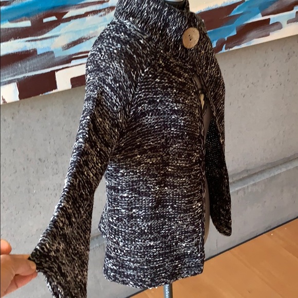 BCBGMaxAzria One Button Knit Cardigan Sweater - Picture 6 of 11